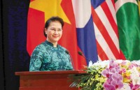 chu tich quoc hoi tiep bi thu uy ban kiem tra ky luat trung uong dang cong san trung quoc