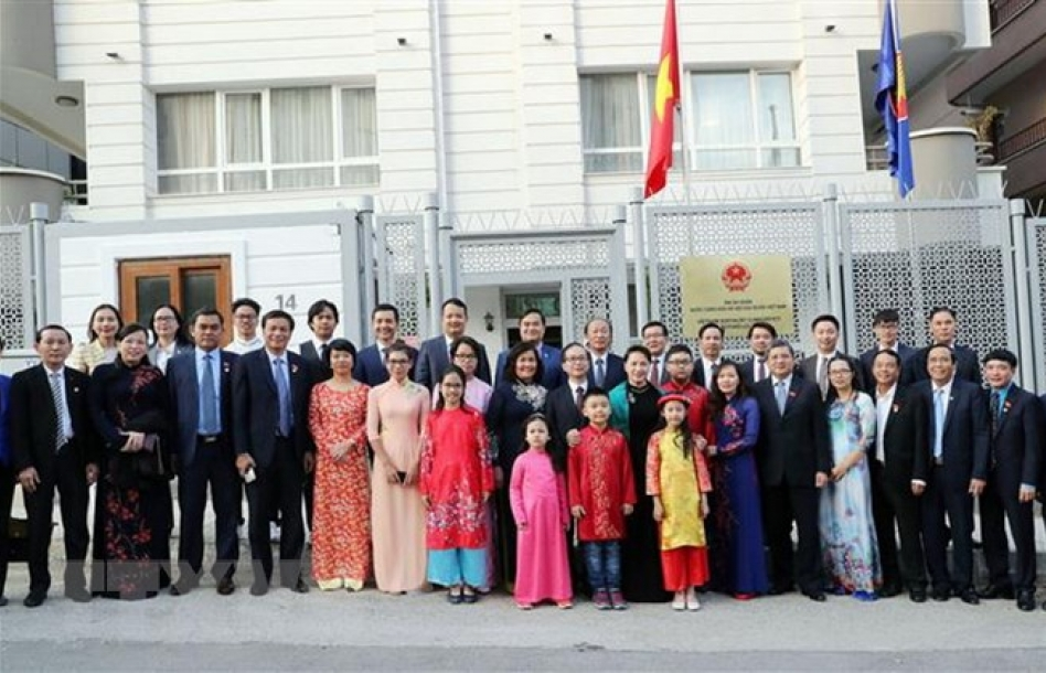 Chủ tịch Quốc hội gặp gỡ cộng đồng người Việt Nam ở Thổ Nhĩ Kỳ