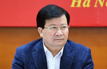 Phó Thủ tướng Trịnh Đình Dũng yêu cầu làm rõ trách nhiệm vụ hỏng mặt đường cao tốc