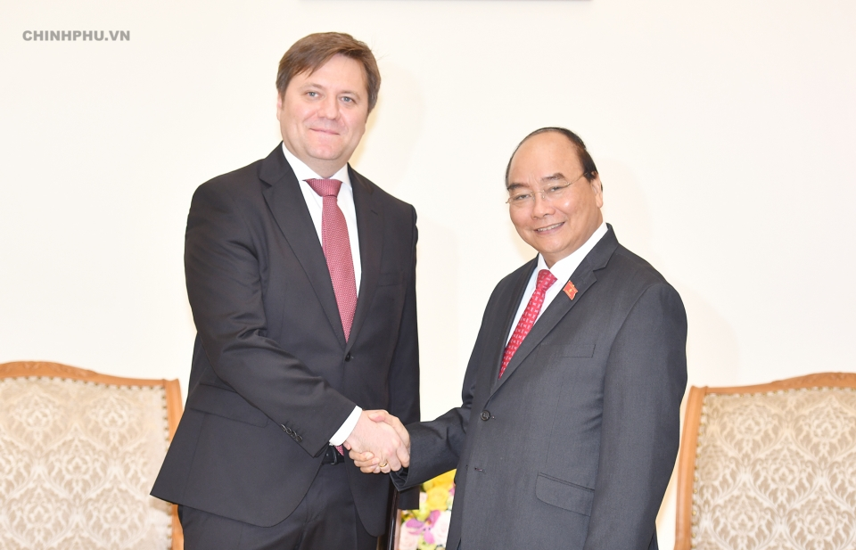 Thủ tướng Nguyễn Xuân Phúc tiếp Đại sứ Ba Lan Wojciech Gerwel