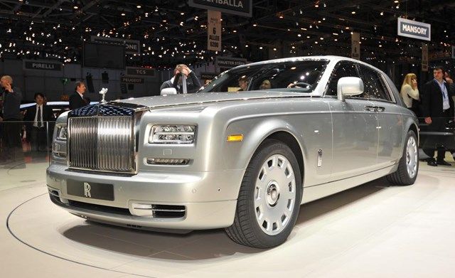 Bảng giá xe Rolls Royce mới nhất tháng 10/2020