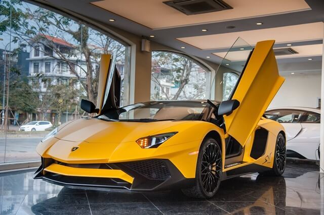 Giá siêu xe Lamborghini 2020 cập nhật mới nhất 10/2020