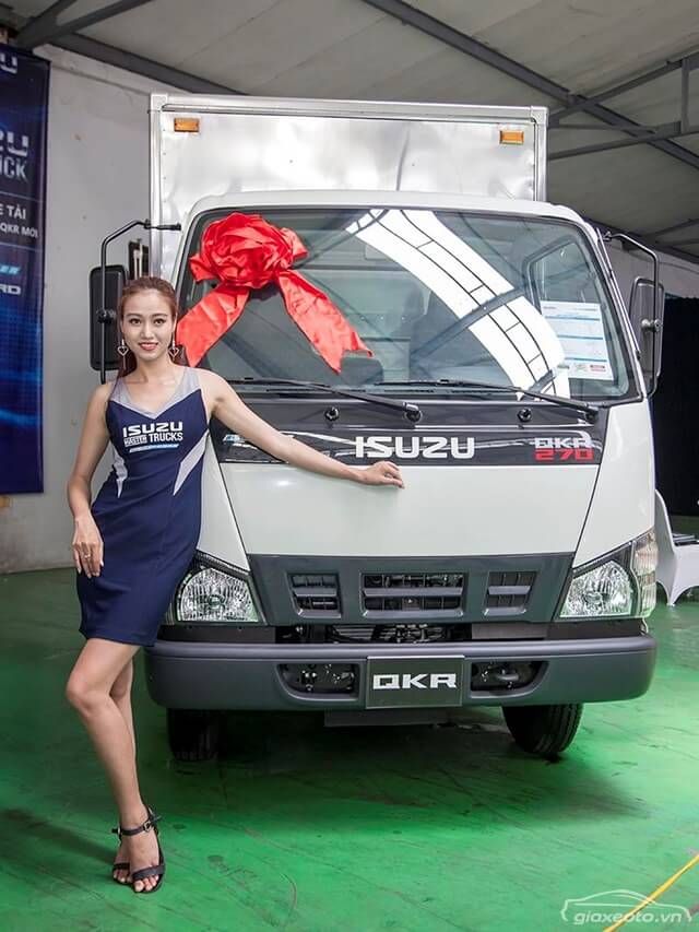 Giá xe Isuzu 2020 mới nhất tại Việt Nam tháng 10/2020