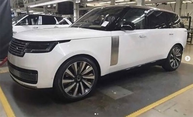 Cận cảnh Range Rover 2022 trước ngày ra mắt chính thức