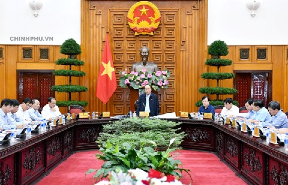 Thủ tướng chủ trì họp về tình hình sạt lở đất 13 tỉnh miền Trung