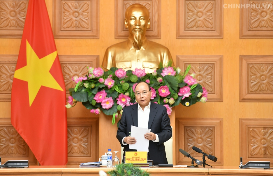 Thủ tướng Nguyễn Xuân Phúc chủ trì họp phiên đầu tiên của Tiểu ban Kinh tế - Xã hội