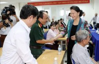 chu tich quoc hoi gap mat cac gia dinh da van hoa viet han tai busan