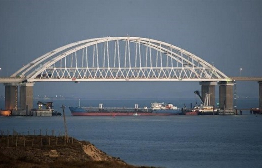 Ukraine tố Nga núp bóng tập trận, phong tỏa Biển Đen