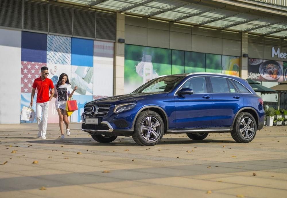 Giá Xe Mercedes Tháng 11/2020: Ra mắt SUV 7 chỗ Mercedes GLB 2020