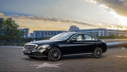 Giá xe Mercedes C200 Exclusive mới nhất Việt Nam tháng 11/2020