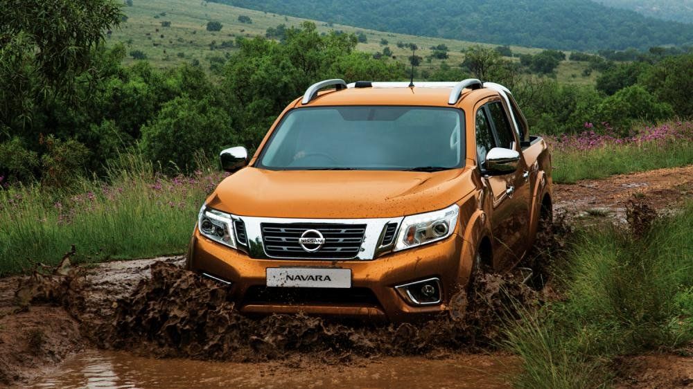 Giá xe Nissan Navara mới nhất tháng 11/2020