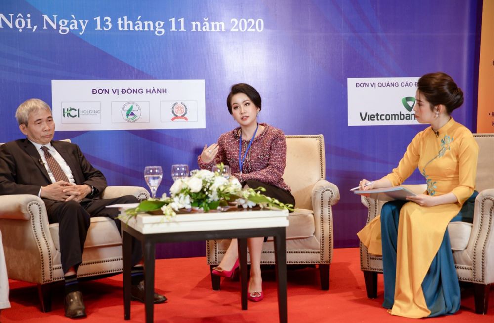 Bà Võ Thị Ngọc Huyền tham gia phiên thảo luận với chủ đề: Vai trò của doanh nghiệp xã hội trong tình hình bình thường mới.