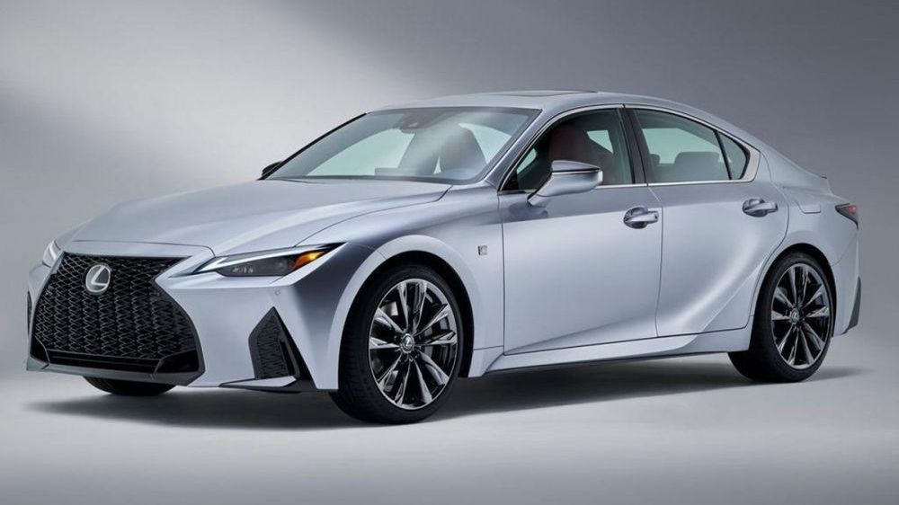 Lexus IS mới sắp ra mắt thị trường Việt Nam