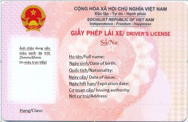 Có bắt buộc phải đổi GPLX mới màu hồng ngay trong năm 2025?