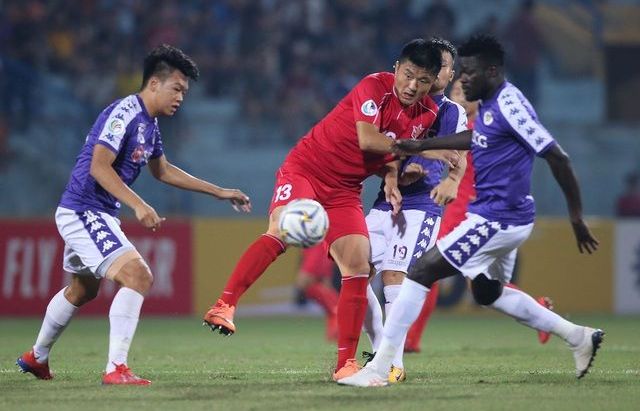 Nhiều giải bóng đá Việt Nam có thể bị hoãn vì virus corona