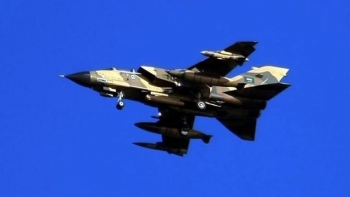 Yemen: Phiến quân Houthi bắn rơi máy bay chiến đấu của Saudi Arabia