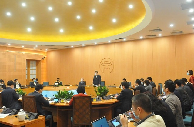 Phiên họp thứ 90 của Ban Chỉ đạo về công tác phòng, chống dịch bệnh Covid-19 TP Hà Nội diễn ra chiều 15/2. (Nguồn: kinhtedothi.vn)