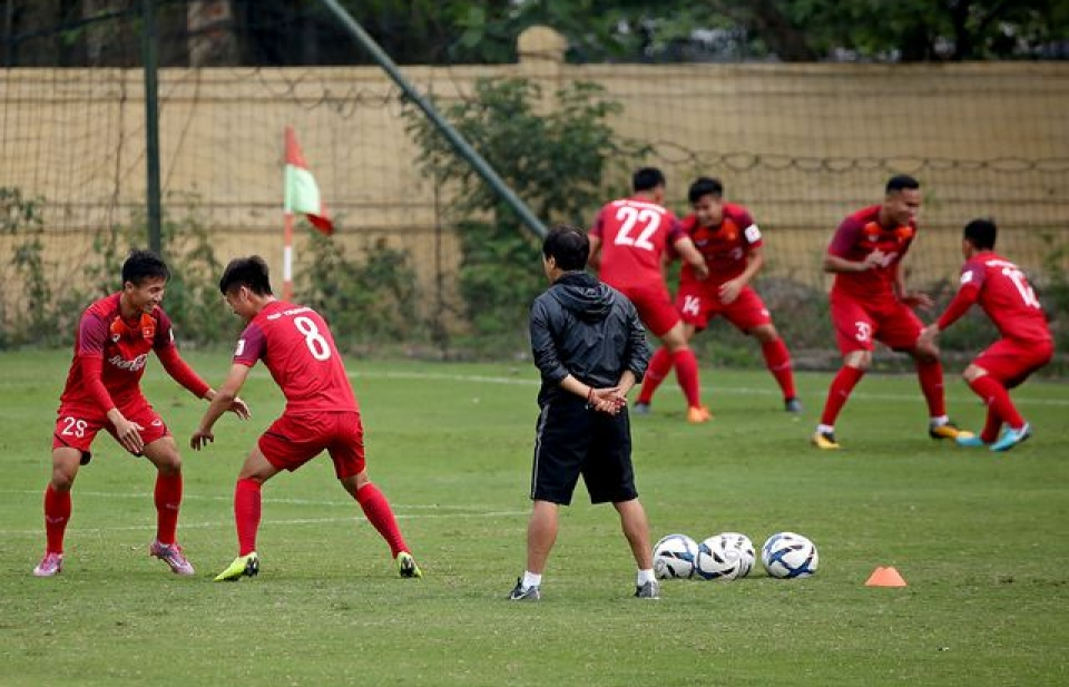 Vắng HLV Park Hang Seo, U23 Việt Nam vẫn hăng hái tập luyện