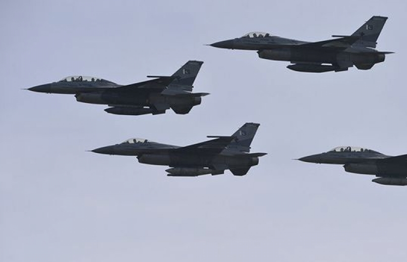 Pakistan bị nghi đưa toàn bộ phi đội F-16 đến biên giới với Ấn Độ