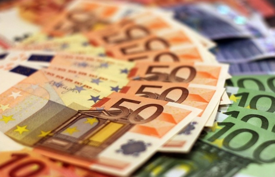 EU lo ngại nguy cơ rửa tiền từ tiền gửi nước ngoài
