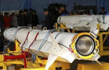 Nhật Bản lần đầu chế tạo tên lửa hành trình không đối hạm nhằm răn đe Trung Quốc