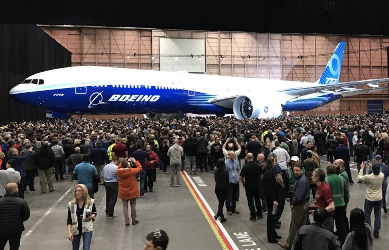 Boeing 'lặng lẽ' giới thiệu máy bay lớn nhất thế giới