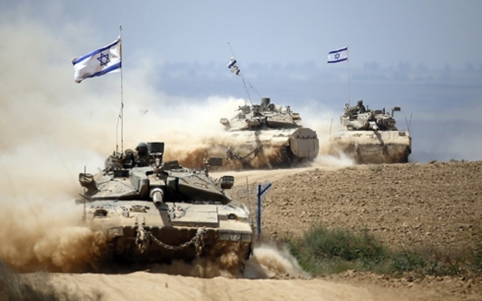 israel trien khai xe tang den bien gioi voi gaza