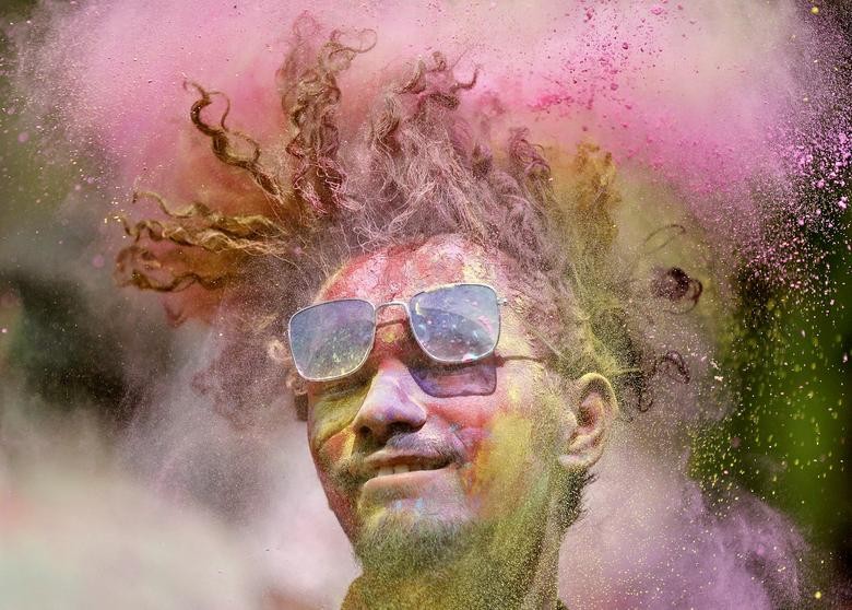 Ngập tràn sắc màu tại lễ hội Holi ở Ấn Độ