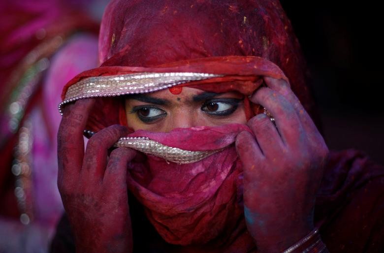 Ngập tràn sắc màu tại lễ hội Holi ở Ấn Độ