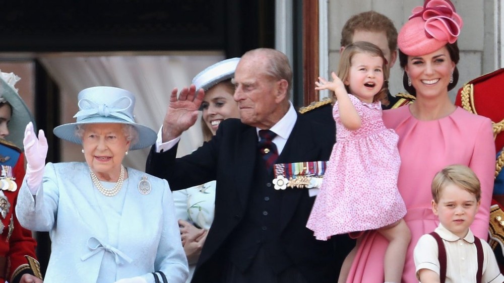 Muôn cách gia đình hoàng gia Anh kỷ niệm sinh nhật