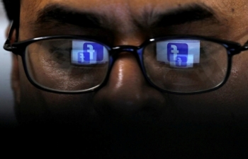 Facebook thừa nhận để nhân viên hợp đồng xem các bài đăng riêng tư
