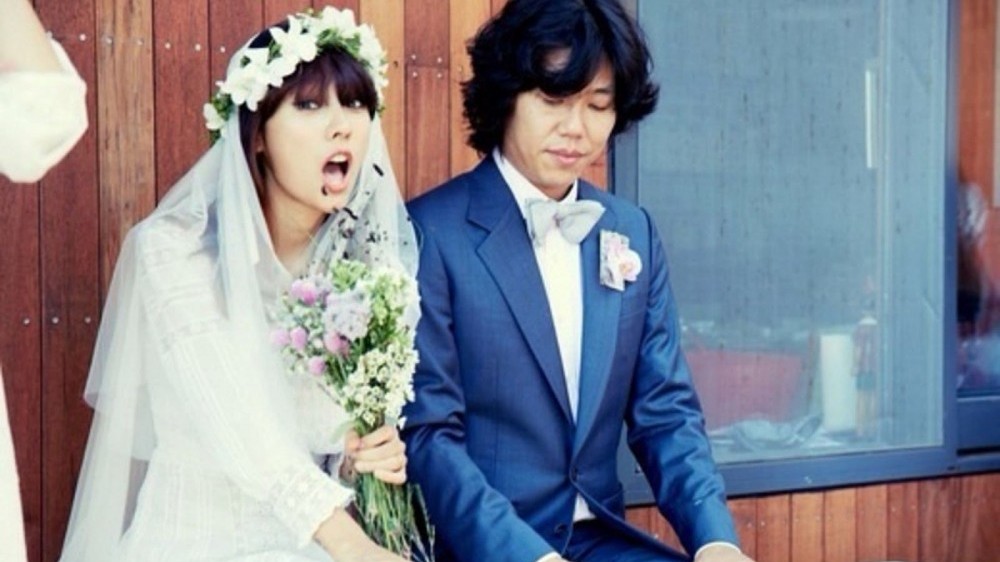 'Sốc' với tuyên bố 'bá đạo' của Lee Hyori về hôn nhân