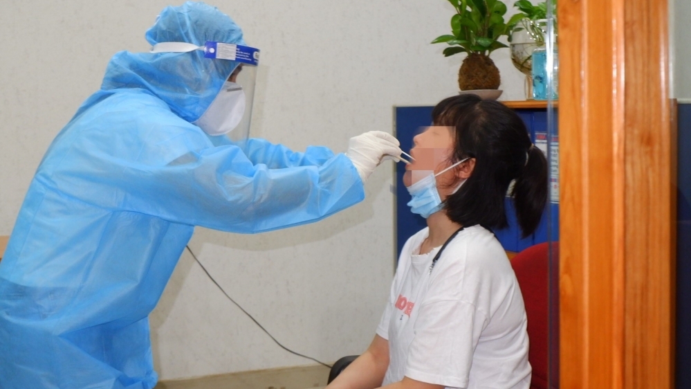 TP. Hồ Chí Minh: Số ca nhiễm mới Covid-19 tăng lên 25 người chỉ sau một đêm