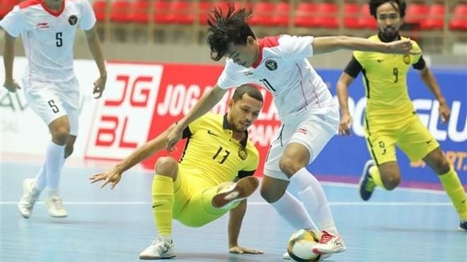 Đánh bại Malaysia, Indonesia chiếm ngôi đầu bảng futsal tại SEA Games 31