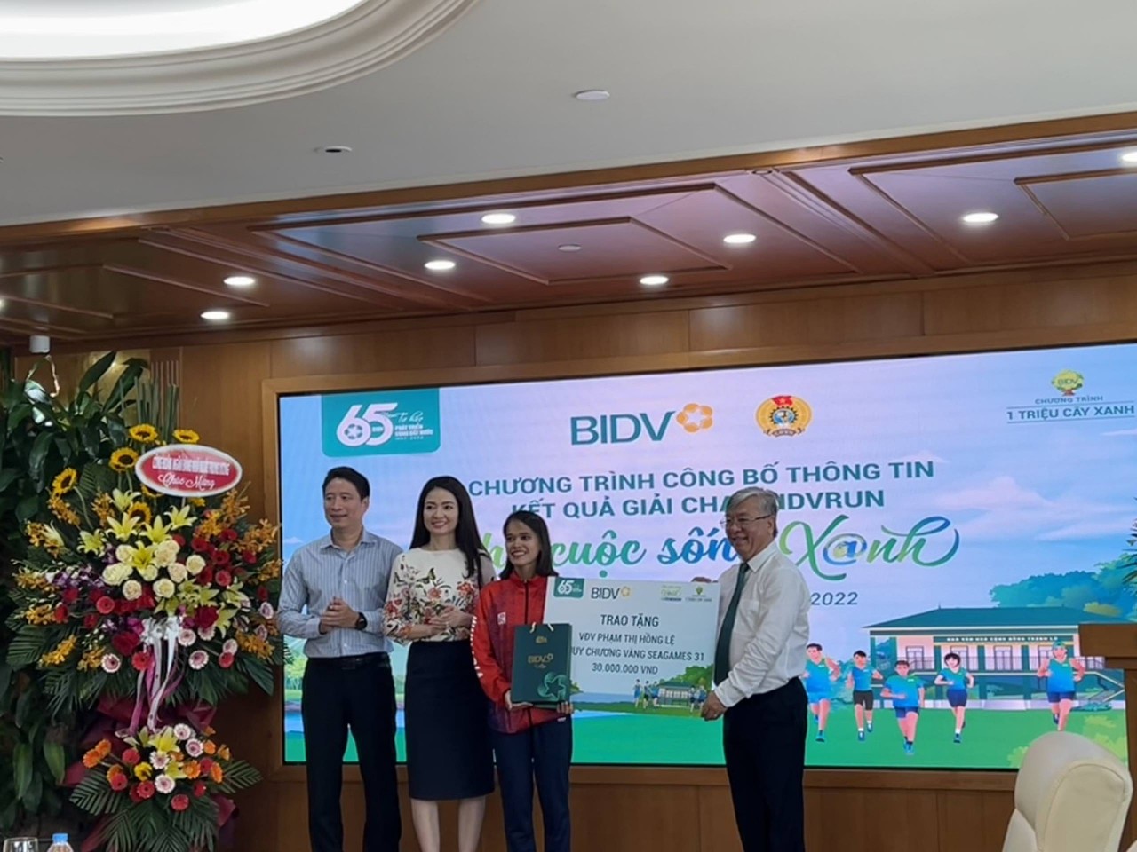 BIDV công bố kết quả và trao thưởng giải chạy BIDVRUN – Cho cuộc sống xanh 2022