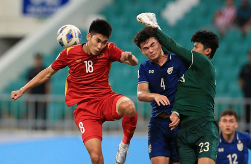 ờ SMM Sport cho rằng U23 Thái Lan gặp bất lợi khi có quá ít thời gian chuẩn bị so với U23 Việt Nam. (Ảnh: Hiếu Anh)