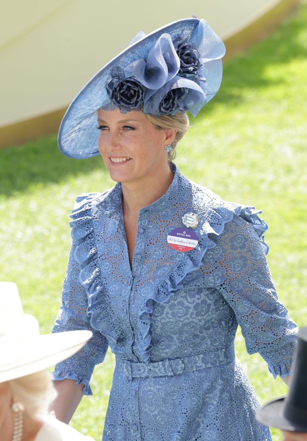Hoàng gia Anh: Gu thời trang sành điệu của vợ hoàng tử Edward