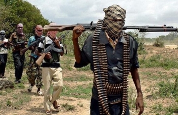 300 tay súng tấn công một ngôi làng ở Tây Bắc Nigeria, nhiều người thương vong