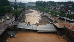 Lũ lụt ở Trung Quốc: Tỉnh Hà Nam 'oằn mình' hứng trọn trận mưa lịch sử 'nghìn năm có một'