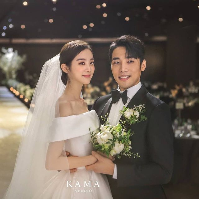 váy cưới Song Hye KyoMin cực chịu chơi khi bỏ 50 triệu VNĐ để sở hữu mẫu  đầm từng được Song Hye Kyo diện chụp ảnh cưới