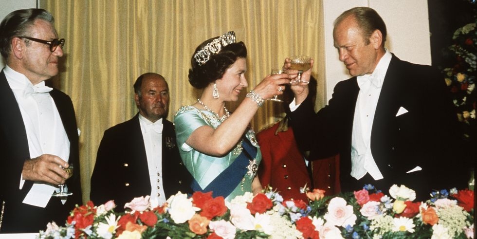 Nữ hoàng Anh Elizabeth II: 70 năm trị vì và các cuộc gặp với 13 tổng thống Mỹ