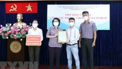 TP. Hồ Chí Minh tiếp nhận thiết bị y tế, thuốc hỗ trợ phòng, chống Covid-19 trị giá 13 tỷ đồng
