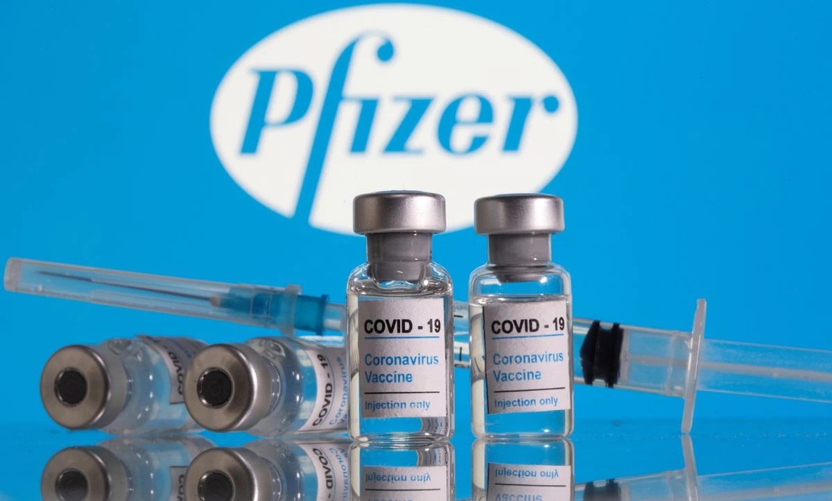 Nam Phi phê duyệt tiêm vaccine Covid-19 của hãng ​Pfizer cho trẻ em từ 12 tuổi trở lên