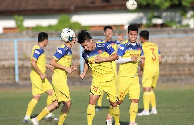 HLV Lê Thuỵ Hải: Indonesia chơi không còn gì để mất, rất nguy hiểm với đội tuyển Việt Nam