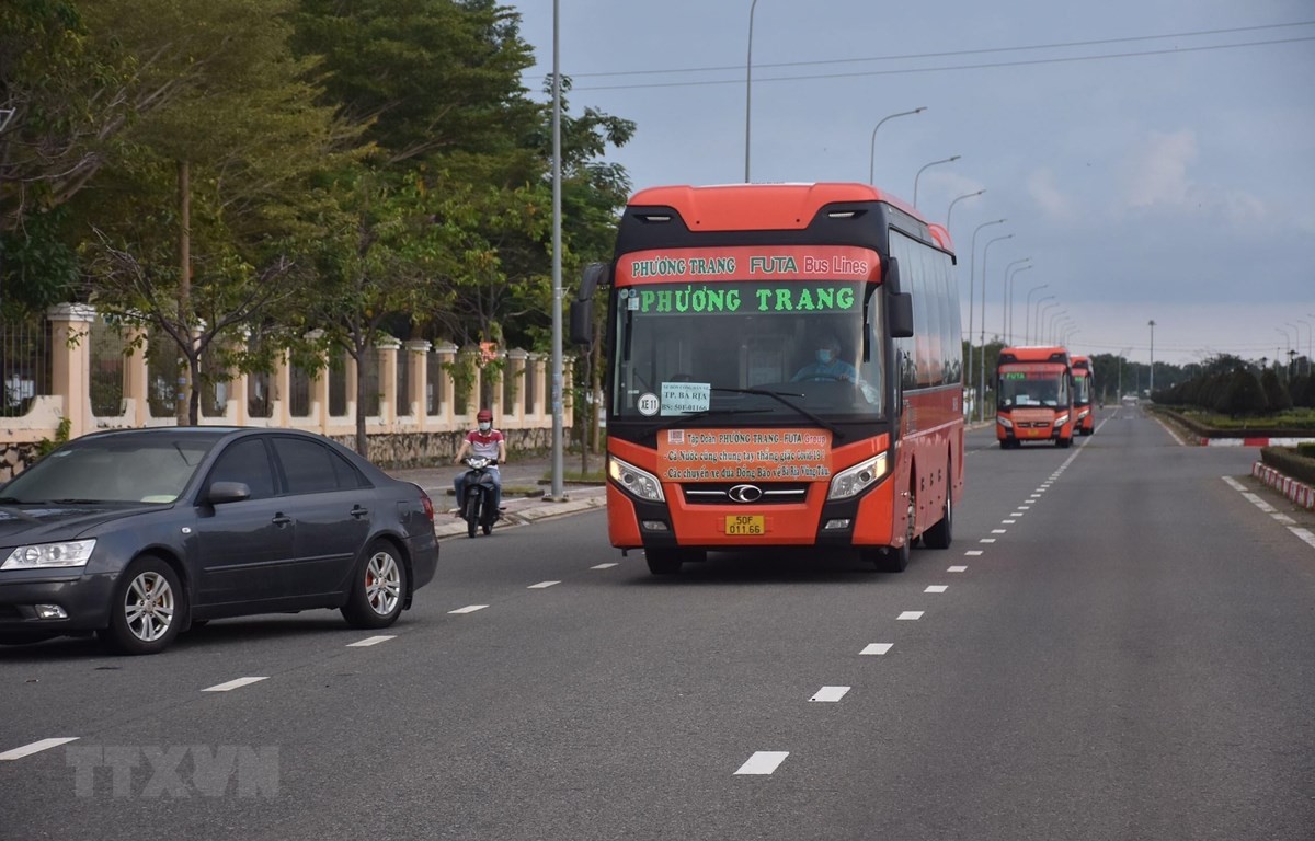 Vận tải hành khách công cộng được hoạt động trở lại ở TP. Hồ Chí Minh