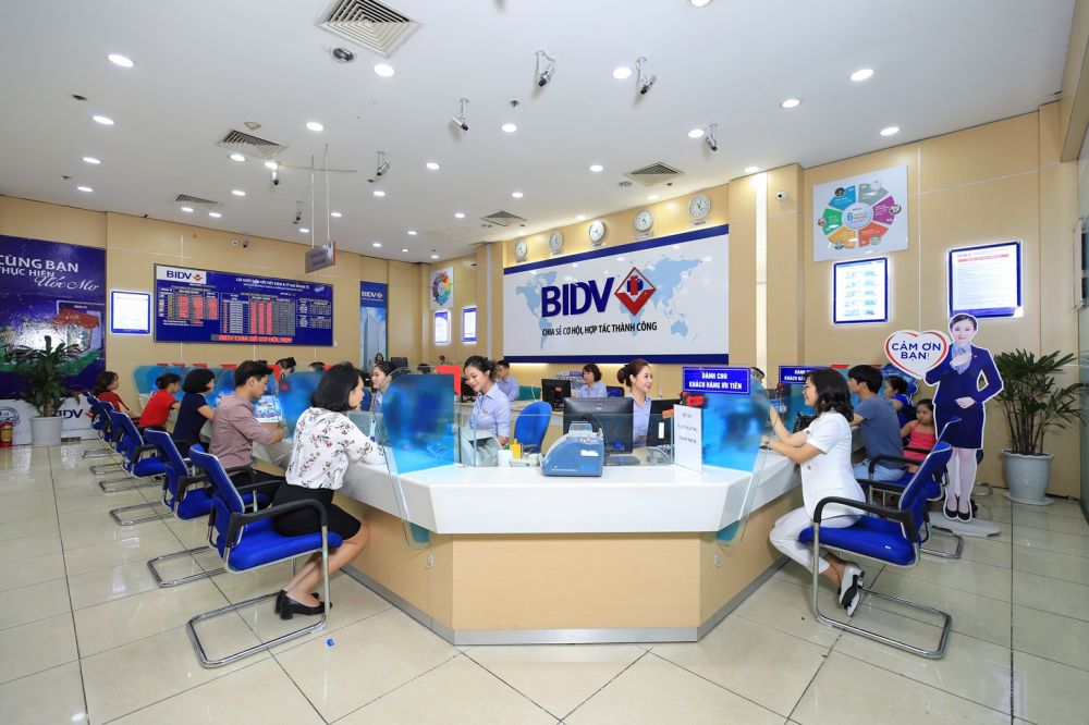 BIDV tiếp tục lọt trong top 10 doanh nghiệp lớn nhất Việt Nam