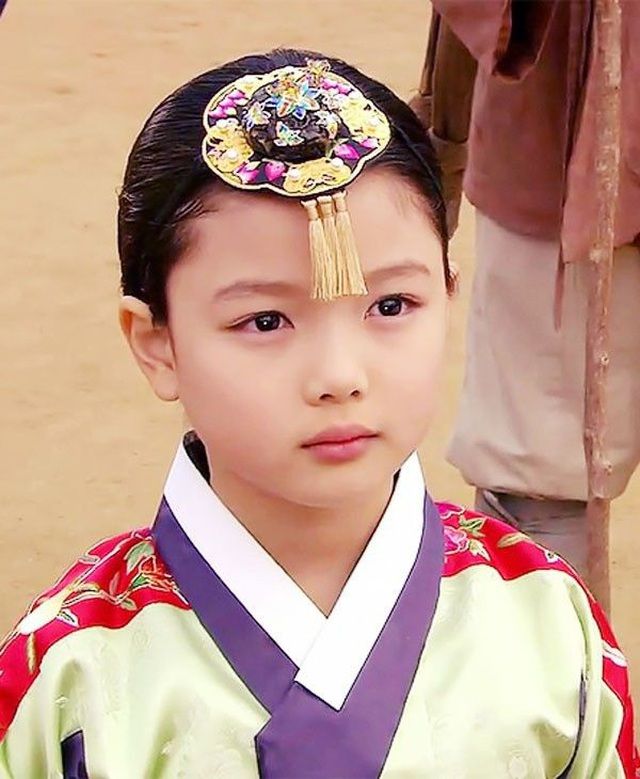 Kim Yoo Jung được xem là ngôi sao nhí nổi tiếng của làng giải trí xứ Hàn.