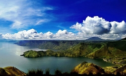 Indonesia ưu tiên đón du khách nước ngoài