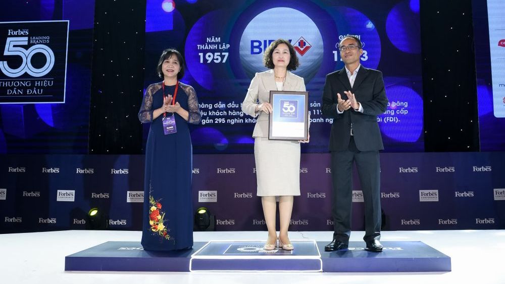 BIDV vào Top 50 thương hiệu dẫn đầu 2020