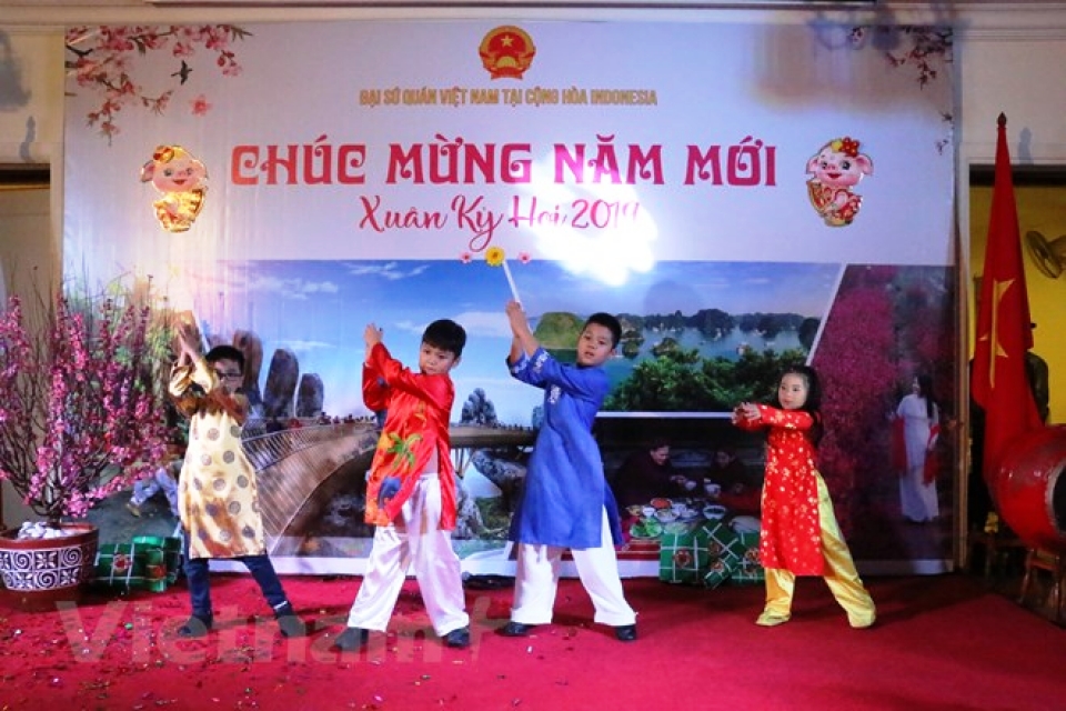 Cộng đồng người Việt ở Indonesia sum họp đón Xuân Kỷ Hợi